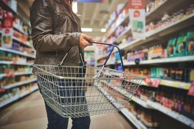 10 Grocery Store Tricks That Make You Forget What You Came For