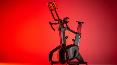 Solid build, perfect ride feel, adjustability and quick shifts – Wattbike Atom continues to impress with its latest version