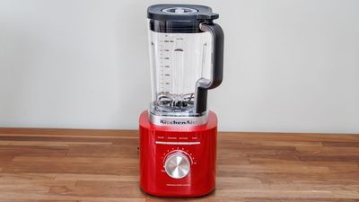 I crushed ice and blended smoothies, hummus and soup in this KitchenAid blender — and it’s an affordable kitchen powerhouse