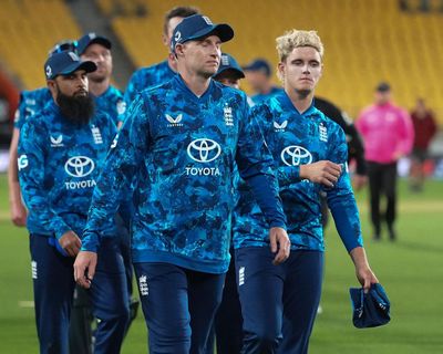 Half-baked England misfire again as New Zealand wrap up ODI series sweep