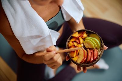 12 Produce Hacks That Keep Fruits Fresh for Weeks