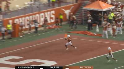 Arch Manning, Ryan Wingo Connect for 75-Yard Touchdown on Texas’s First Play vs. Vanderbilt