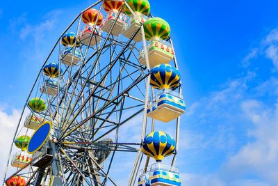 Witnesses describe horror after two young girls are thrown from Ferris wheel at Louisiana festival: ‘I heard a loud boom’