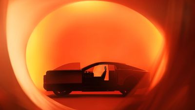 Toyota targets Bentley and Rolls-Royce with luxury Century brand