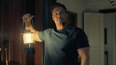 Alan Ritchson Gave A Tour Of His Reacher Trailer (And It Included A Surprising Number Of Fake Decapitated Heads And Bloody Limbs)