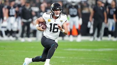 Trevor Lawrence Led Jaguars to OT Win Over Raiders After Throwing Up All Night