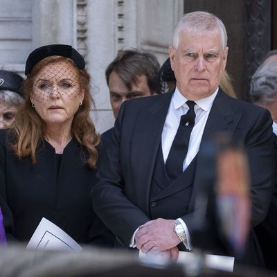 Royal Source Says Sarah Ferguson "Has Nowhere to Go," and Famous Friends Might Not Want to "Associate" With Her After Jeffrey Epstein Scandal