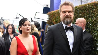 David Harbour Opens Up About Past ‘Slip-Ups’ & ‘Mistakes’ Amidst Lily Allen Breakup Drama