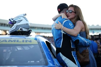 Larson empathetic for heartbroken Hamlin in NASCAR championship