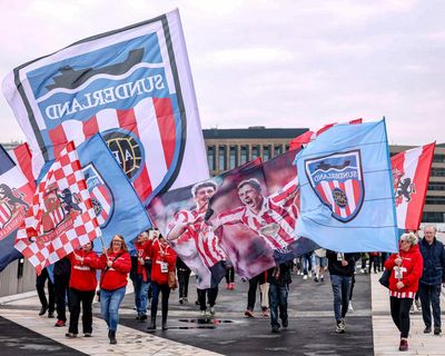 Smells like team spirit to Régis Le Bris as Sunderland confound the doubters