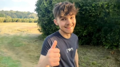 Viral Video of Murdered Teen Charlie Cosser Resurfaces After London-Bound Train Knife Rampage as Britain Cries Out: 'Knife Crimes Must Stop'