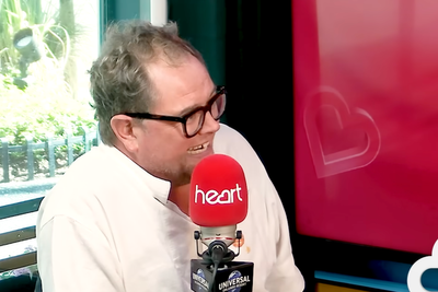 Alan Carr says he is ‘most hated man in UK’ and ‘flees’ to US ahead of Celebrity Traitors finale