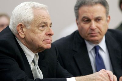 Class-action lawyer Stan Chesley dies in Ohio