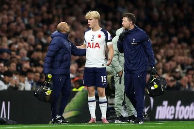 Thomas Frank provides Lucas Bergvall update after Tottenham midfielder suffers concussion