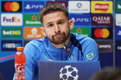 Tottenham: Guglielmo Vicario explains how he had to protect Lucas Bergvall from 'bad' fan