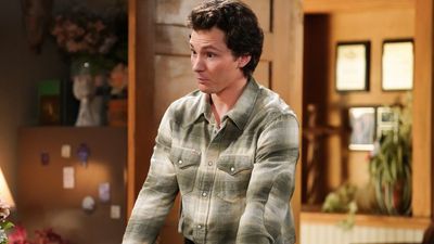 I’m Amazed Georgie And Mandy Perfectly Recreated A Young Sheldon Set, And Montana Jordan Shared His Take