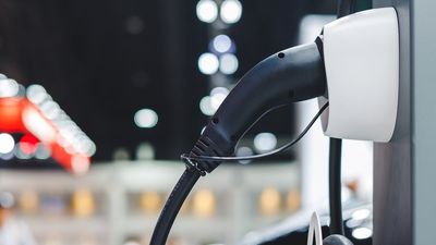 Germany could ding lazy hybrid PHEV drivers. New proposal says charge up or lose power