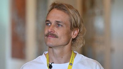 Political dinner a podcaster push for people's lobbyist