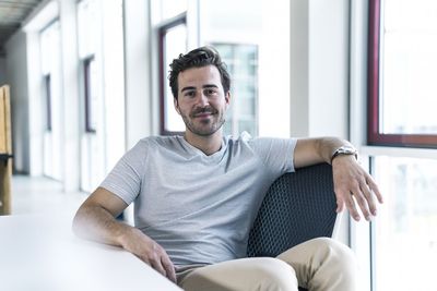 Four Reasons to Roll Over Your 401(k) Into an IRA (And Four Reasons Not To)