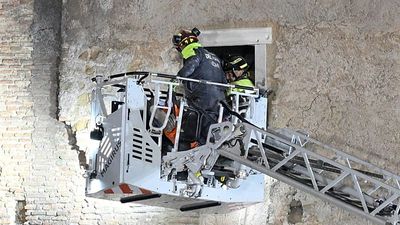 Worker dies in Rome after rescue from partially collapsed medieval tower