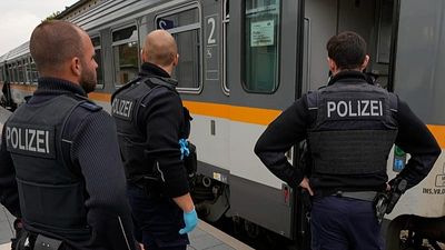 Latvian man arrested in Austria after threatening to take hostages on a train