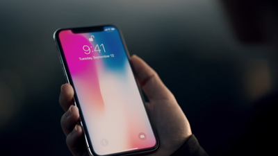 iOS 26.1: 'Killer' Update Reportedly Caused Battery Drain, Lagged IU and Vanished Apps