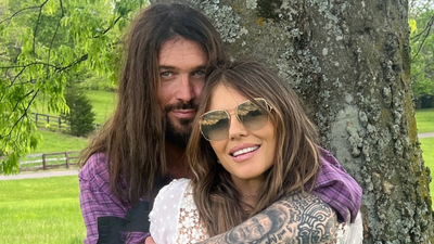 Liz Hurley, Billy Ray Cyrus Seek Therapy Over Singer's 'Wild Years' Past: Report