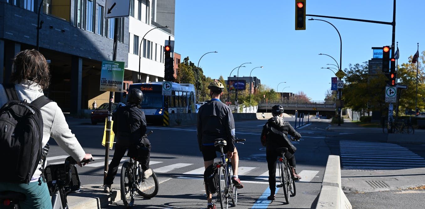 Cyclists may be right to run stop signs and red…