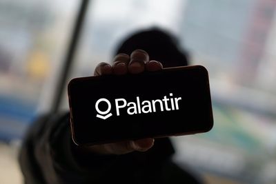 Palantir's CTO Just Called Out The 'Mimetic' AI Industry — And He's Right