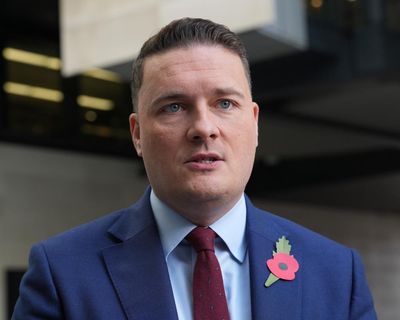 NHS staff bearing brunt as ‘ugly’ racism of 70s and 80s returns, says Streeting