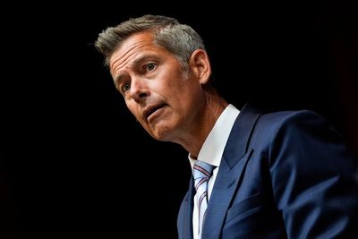 Sean Duffy warns he might be forced to close parts of US airspace next week if shutdown continues: ‘You will see mass chaos’