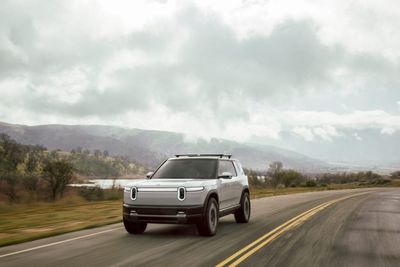 Rivian Q3 Highlights: Revenue Beat, R2 On Track For 2026 - 'Significant Progress'