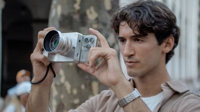 This camera wasn’t created for photographers. Caira is an AI mirrorless made to ditch photography’s learning curve – and now it’s available for pre-order