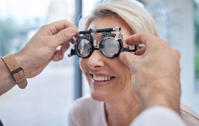 How to Qualify for Free Vision Exams Without Switching Insurance
