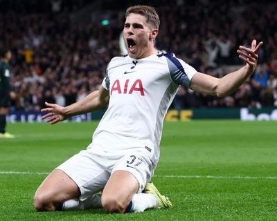 Van de Ven brushes off Frank snub and reflects on his Spurs wonder goal