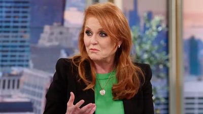 Sarah Ferguson Plans Major Rebrand with Daughters’ Support After Royal Scandals and Title Stripping