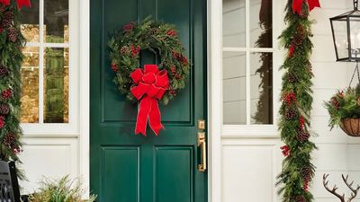 I'm a Big, Big Fan of Christmas, and Here's Where I Shop For the Biggest, Best, and Most Beautiful Christmas Wreaths