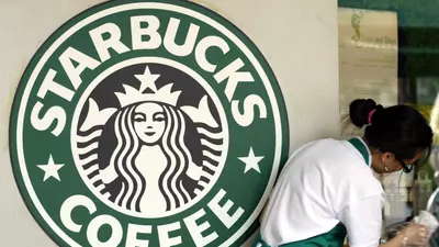 Starbucks just made online ordering a total nightmare, barista reveals ‘they changed the system’ to hurt convenience