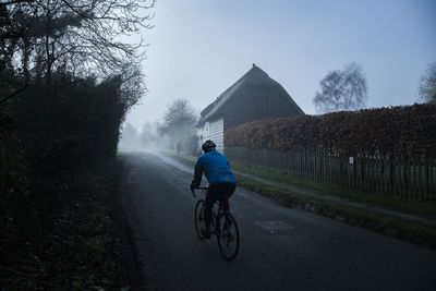 Wrestling with bike tyres in the dead of winter is a cross we'll all bear at some point – I declare a thumb war