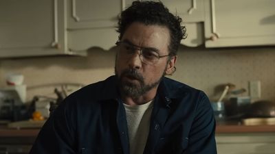 New Five Nights at Freddy's 2 trailer shows first look at Scream star Skeet Ulrich, and we think we know which FNAF game character he is playing