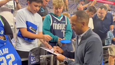 Nico Harrison Spotted Signing Autographs for Mavericks Fans Before Game vs. Pelicans