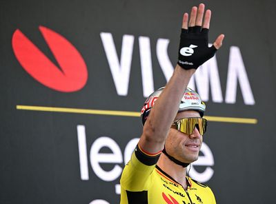 Wout van Aert mixes motorsports and community bike ride on first trip to California