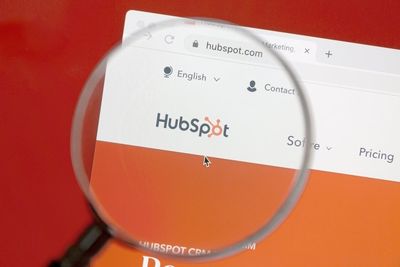 HubSpot's Big AI Bet Pays Off, But Markets Balk At Slowing Growth