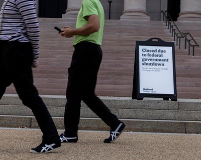 Workers decry Trump officials as ‘out of control’ as longest shutdown drags on