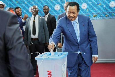 Cameroon's 92-year-old president Paul Biya sworn in again as opposition cries foul