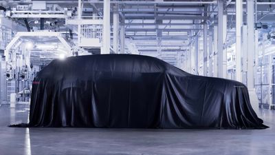 Bentley’s First EV Is Coming—But So Are More Gas Engines