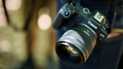 Canon just dropped this bokehlicious budget lens that gives you f/1.2 speed for less than 500 bucks