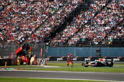Lawson shocked by Mexican federation blaming him for F1 marshal near-miss
