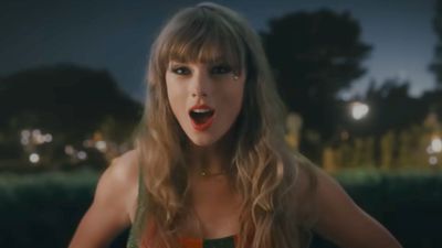 YouTube TV Subscribers Missing Monday Night Football Can Catch NBC's Taylor Swift-Approved Comedy Instead