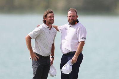 Shane Lowry and Tommy Fleetwood inspire each other in five-way share of Abu Dhabi lead